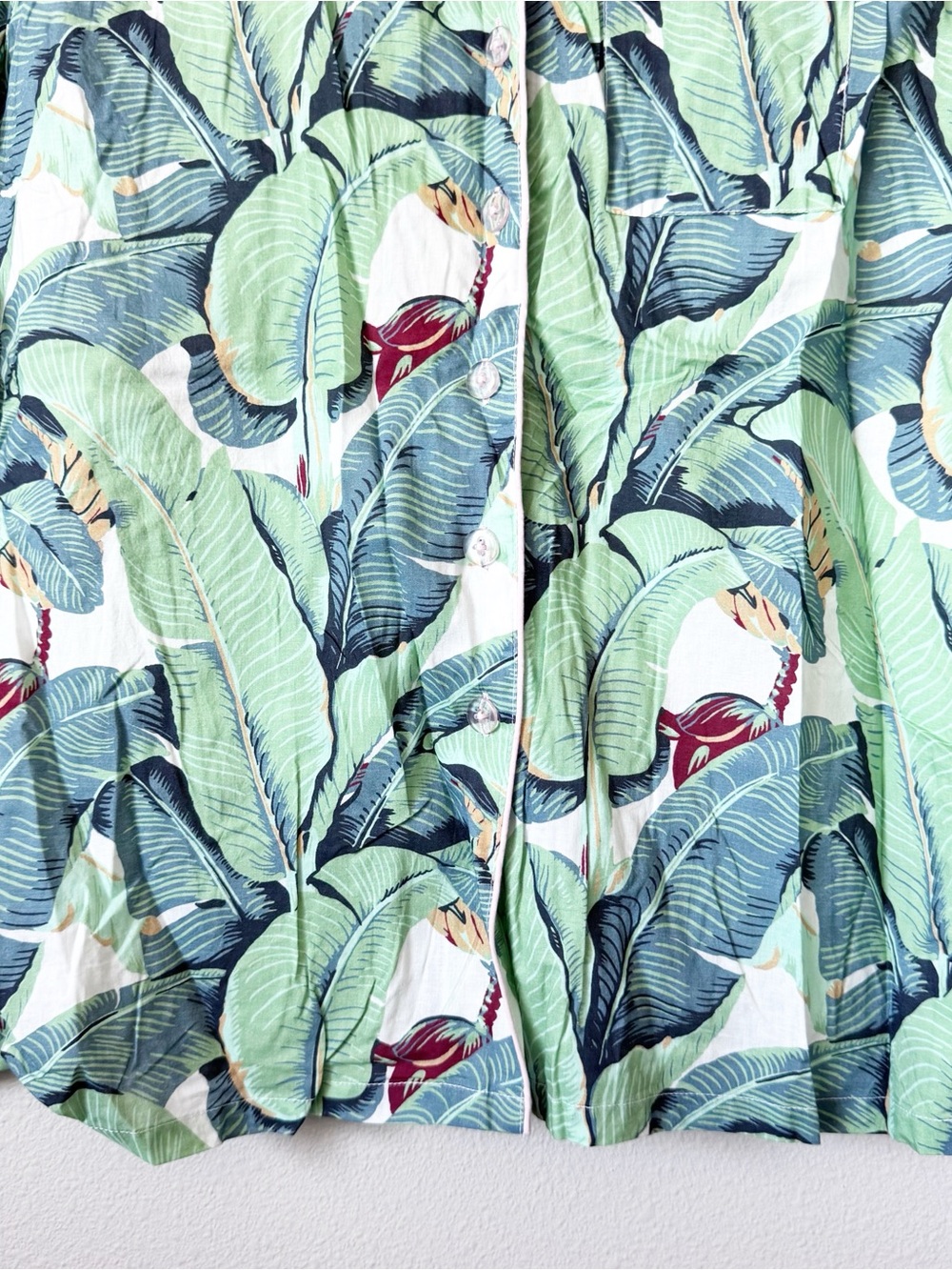 Sant and Abel Martinique Banana Leaf Long Sleeve Pajama Top - Picture 4 of 10